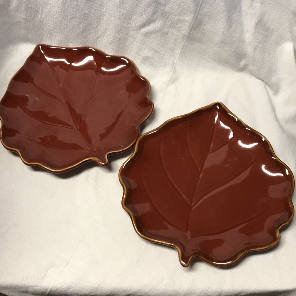 FINAL - Cindy Crawford Style 8” Leaf Plates